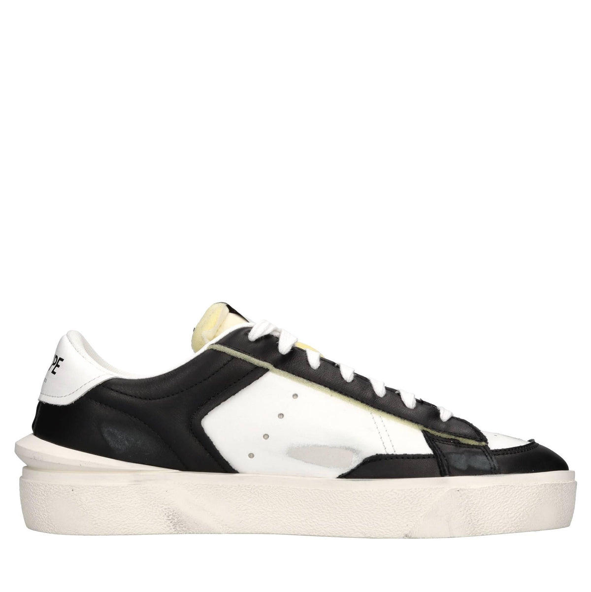 Sneakers in pelle e tessuto 