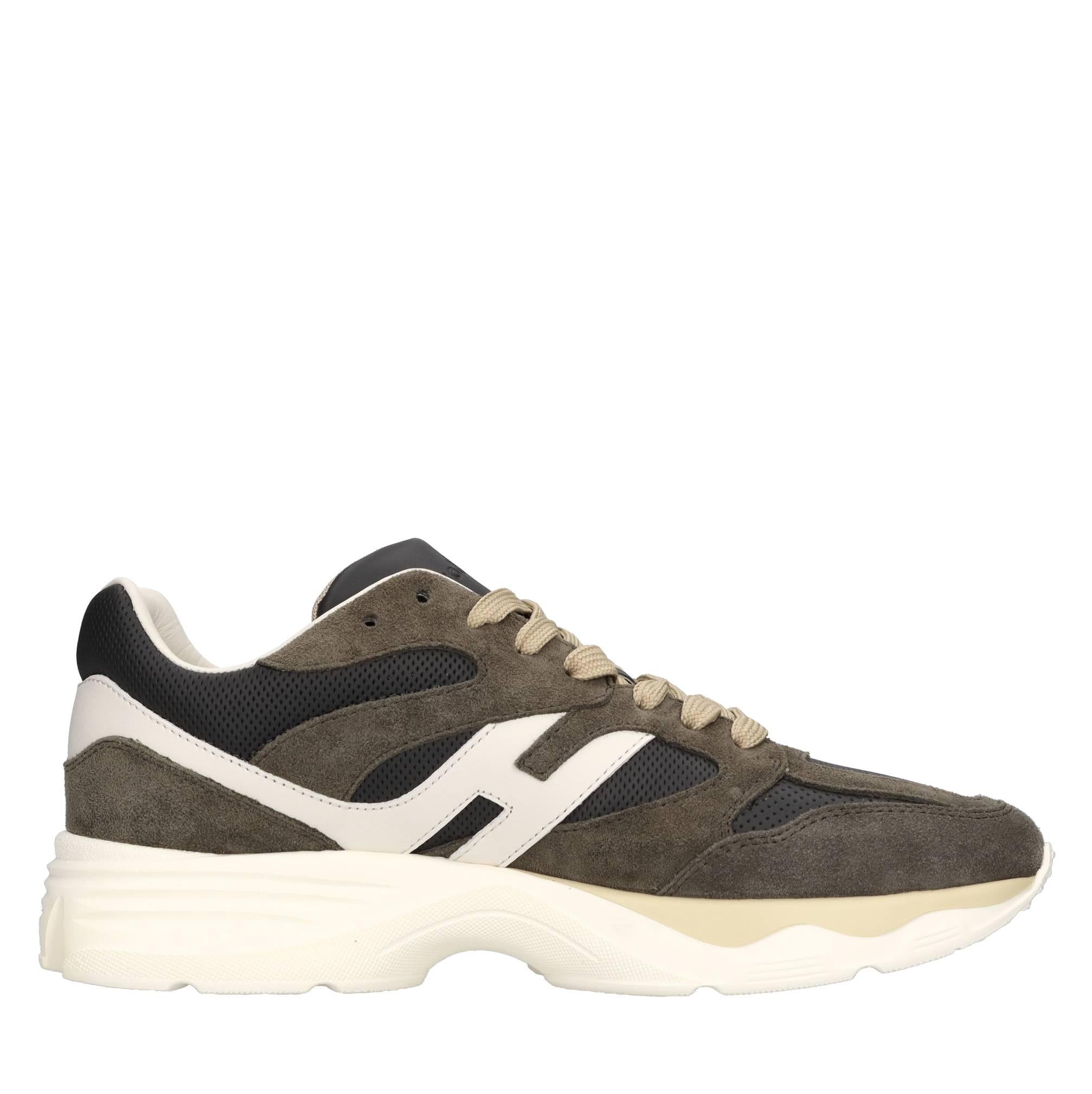 Sneakers in pelle 