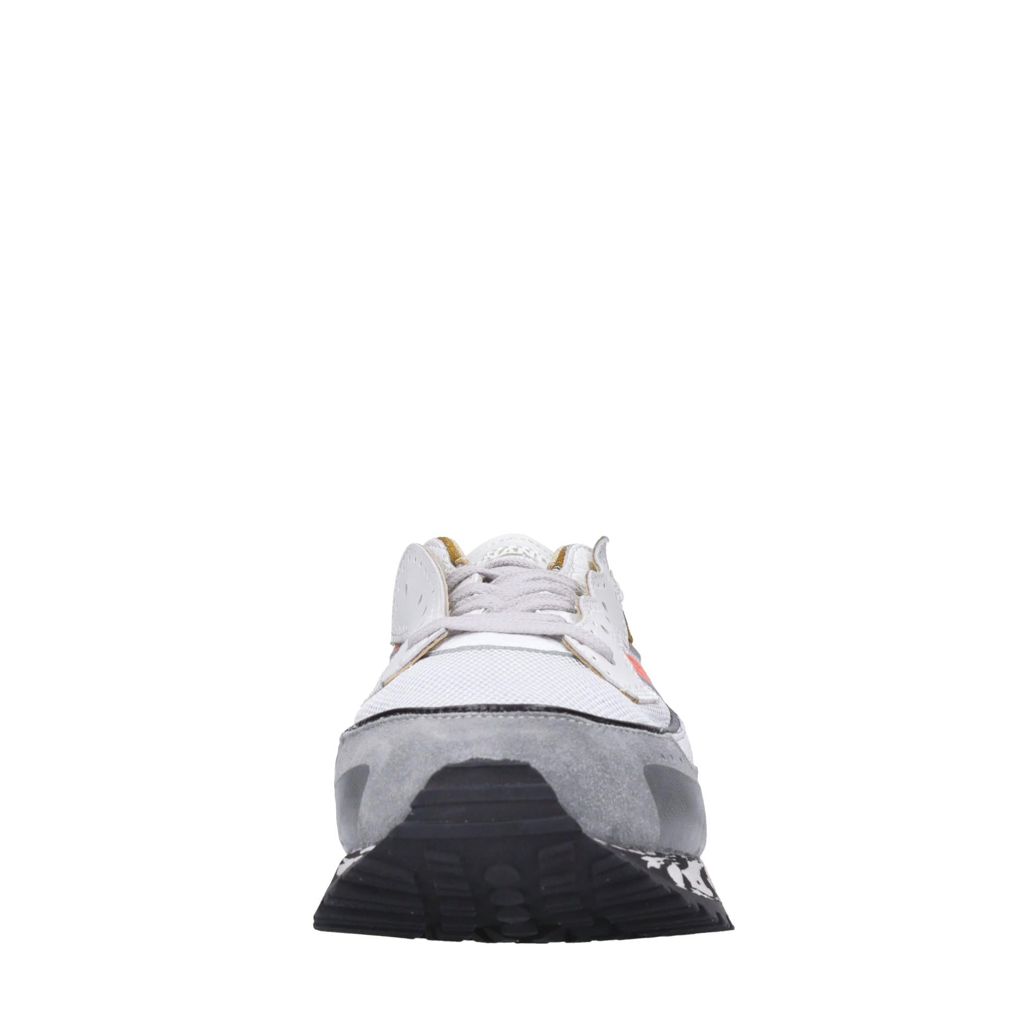 Sneakers in pelle e tessuto 