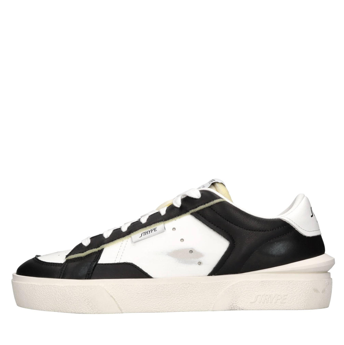 Sneakers in pelle e tessuto 