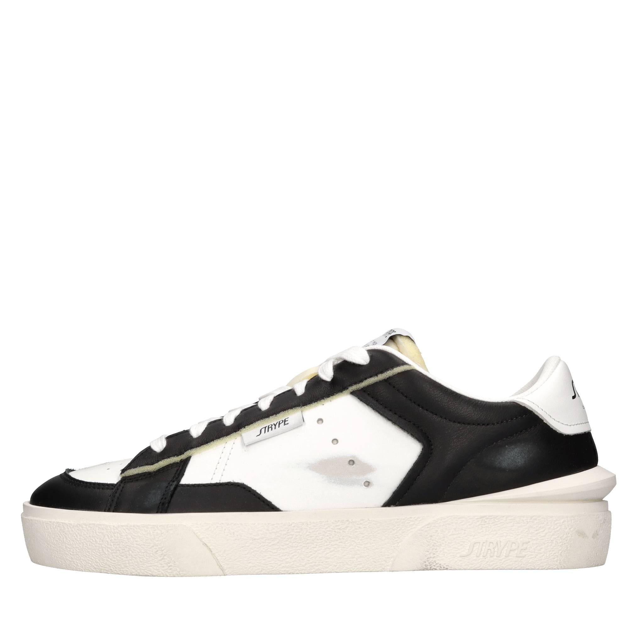 Sneakers in pelle e tessuto 