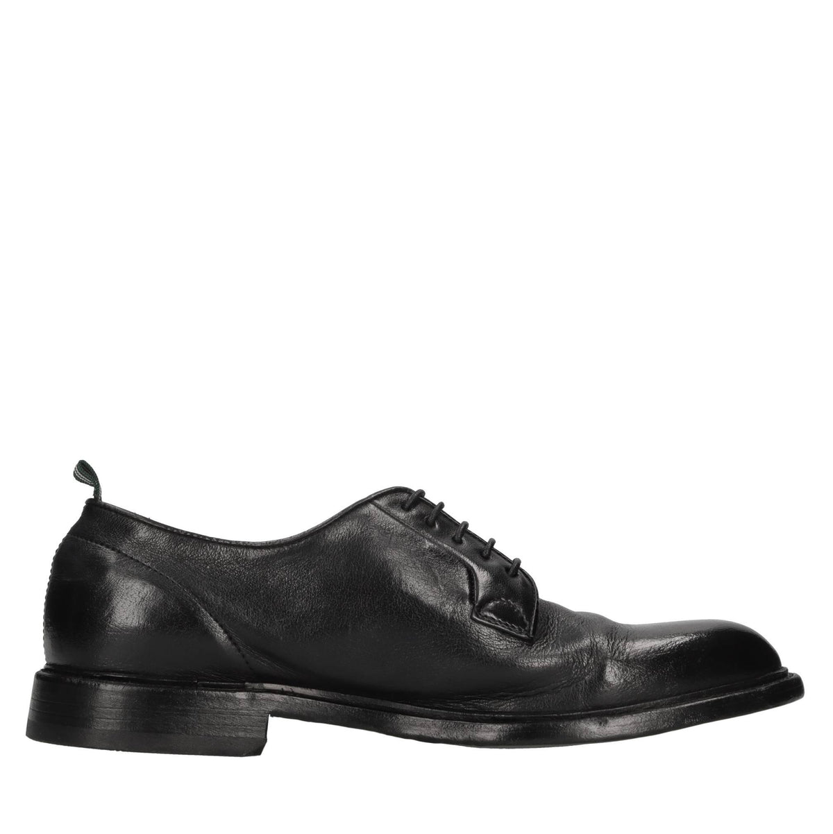 Stringate in pelle 