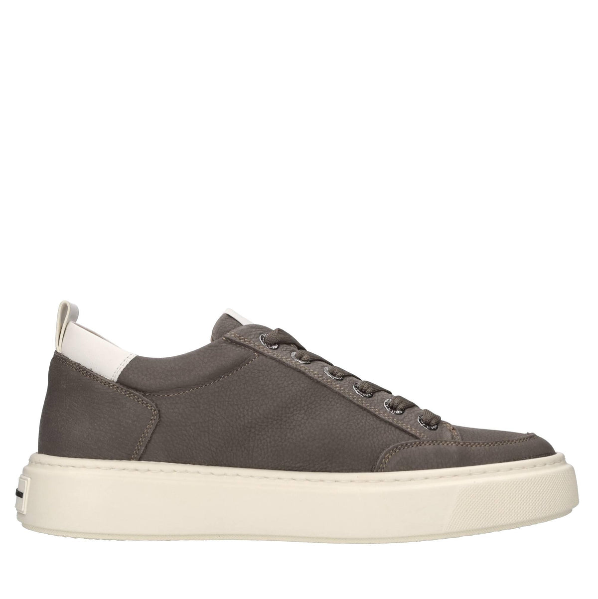 Sneakers in pelle ed ecopelle 