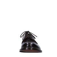 Stringate in pelle 