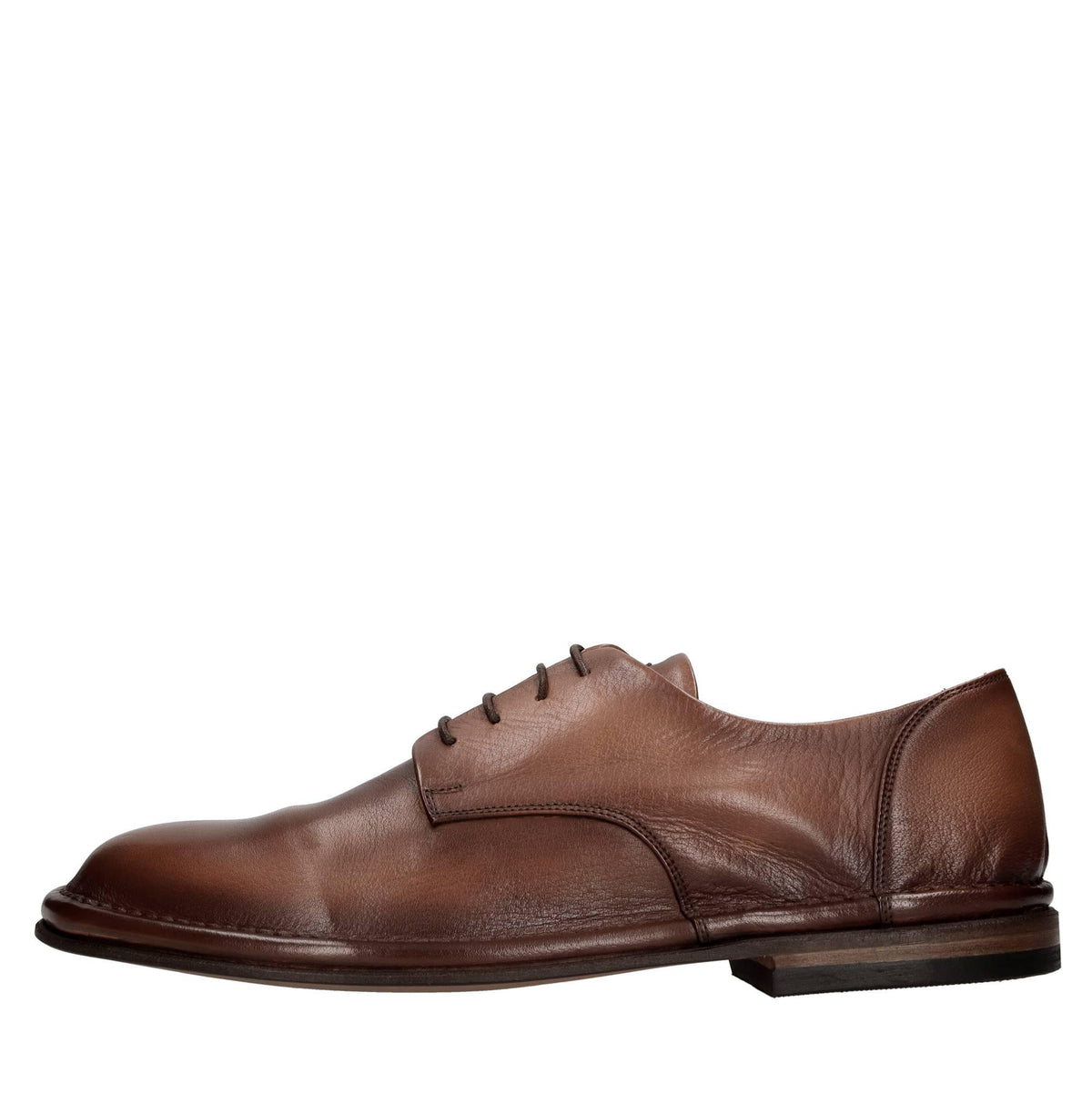 Stringate in pelle 