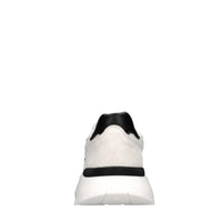 Sneakers in pelle e tessuto 