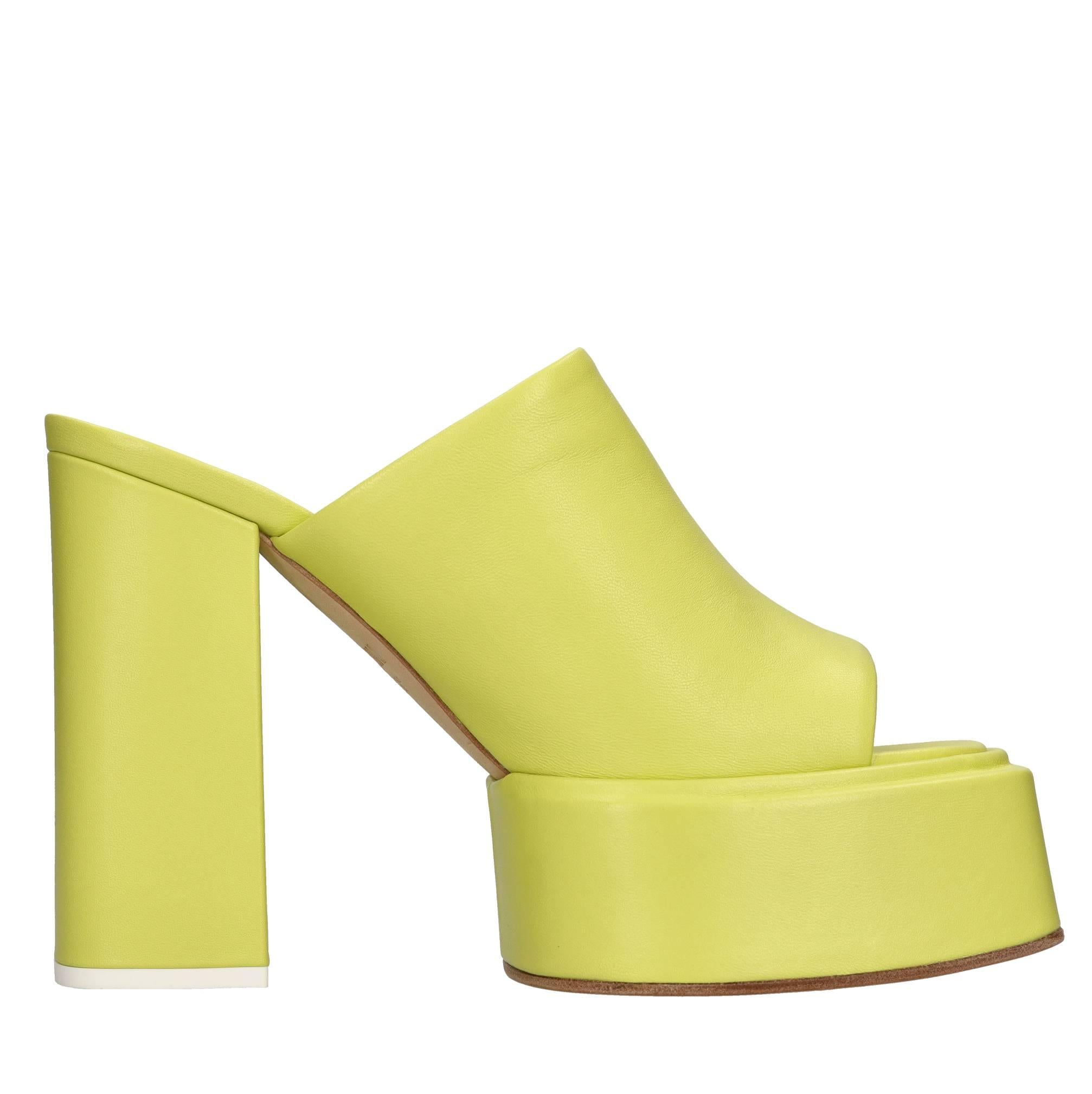 Mules in pelle 