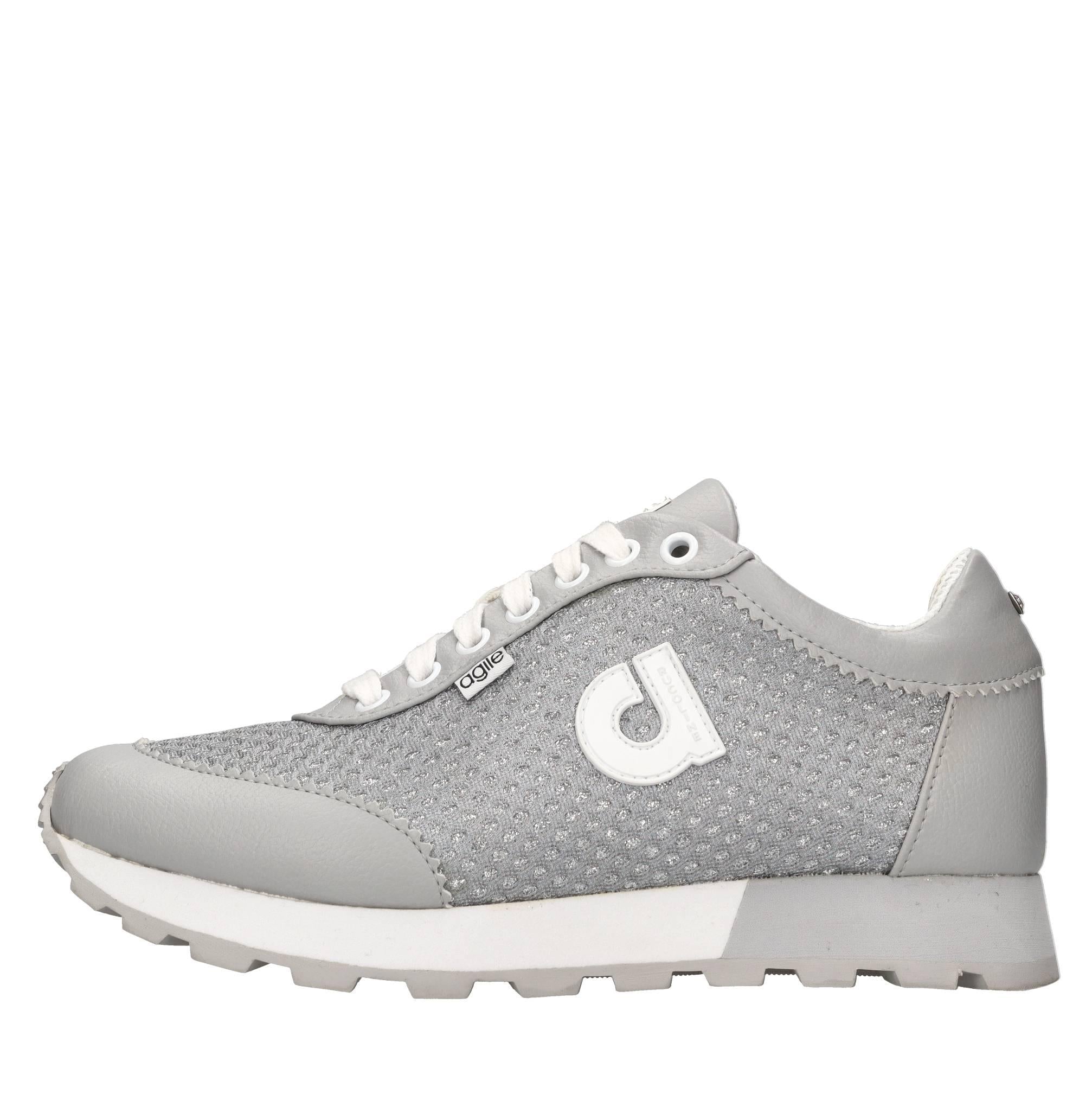 Sneakers in tessuto 