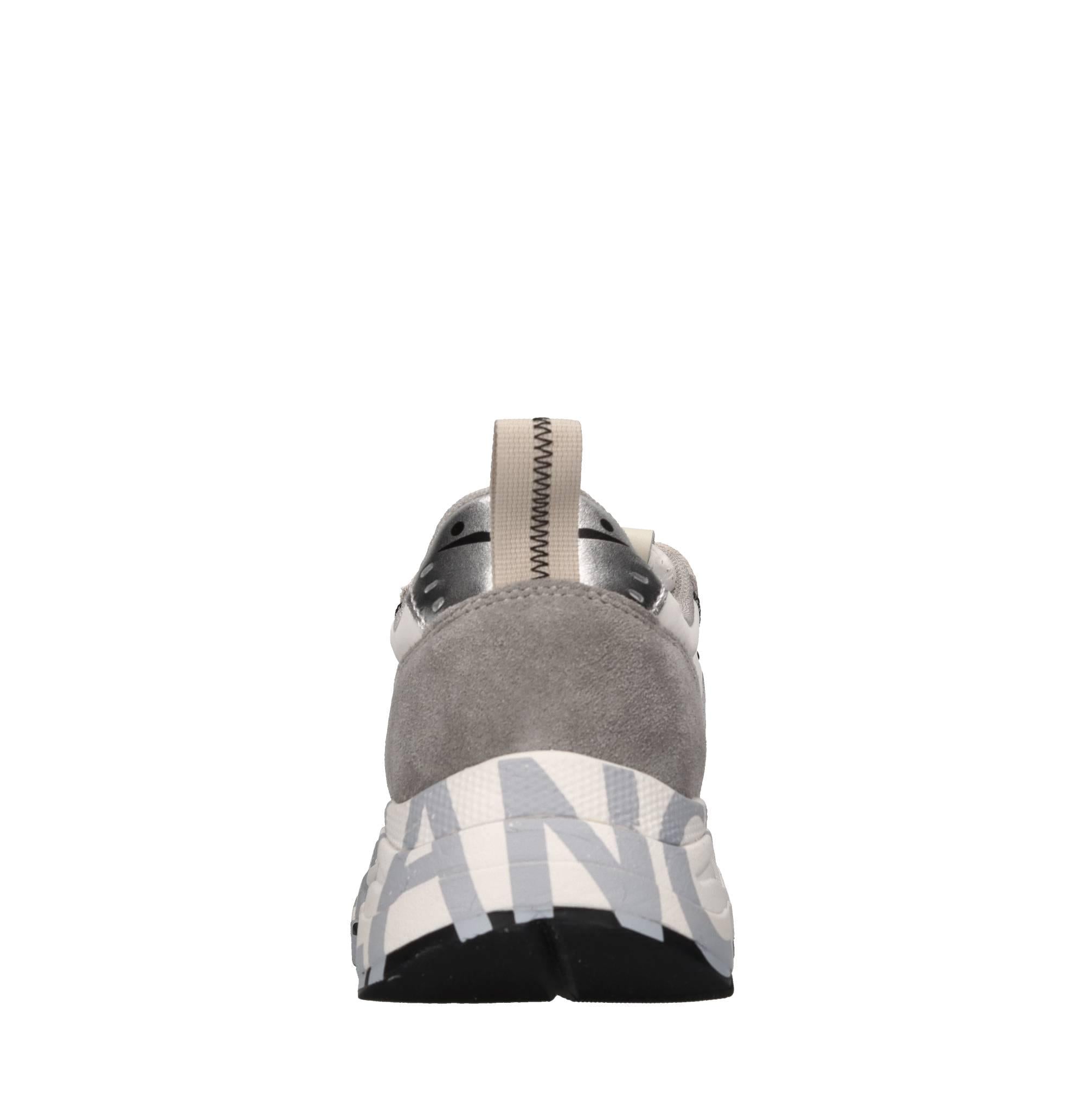 Sneakers in pelle e tessuto 