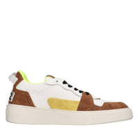 Sneakers in camoscio e tessuto 