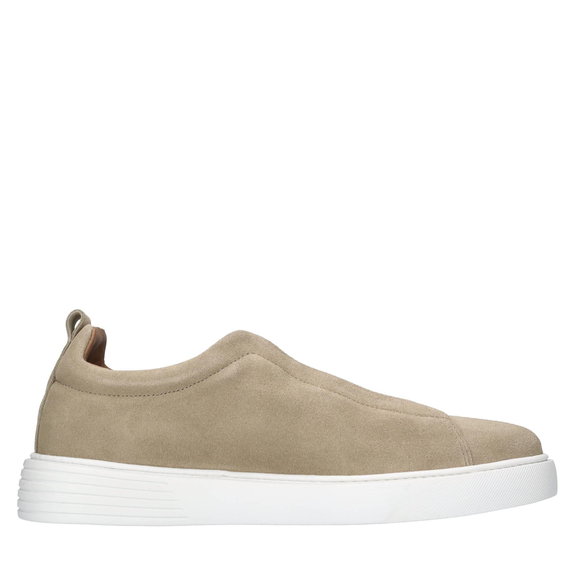 Slip-on in camoscio 