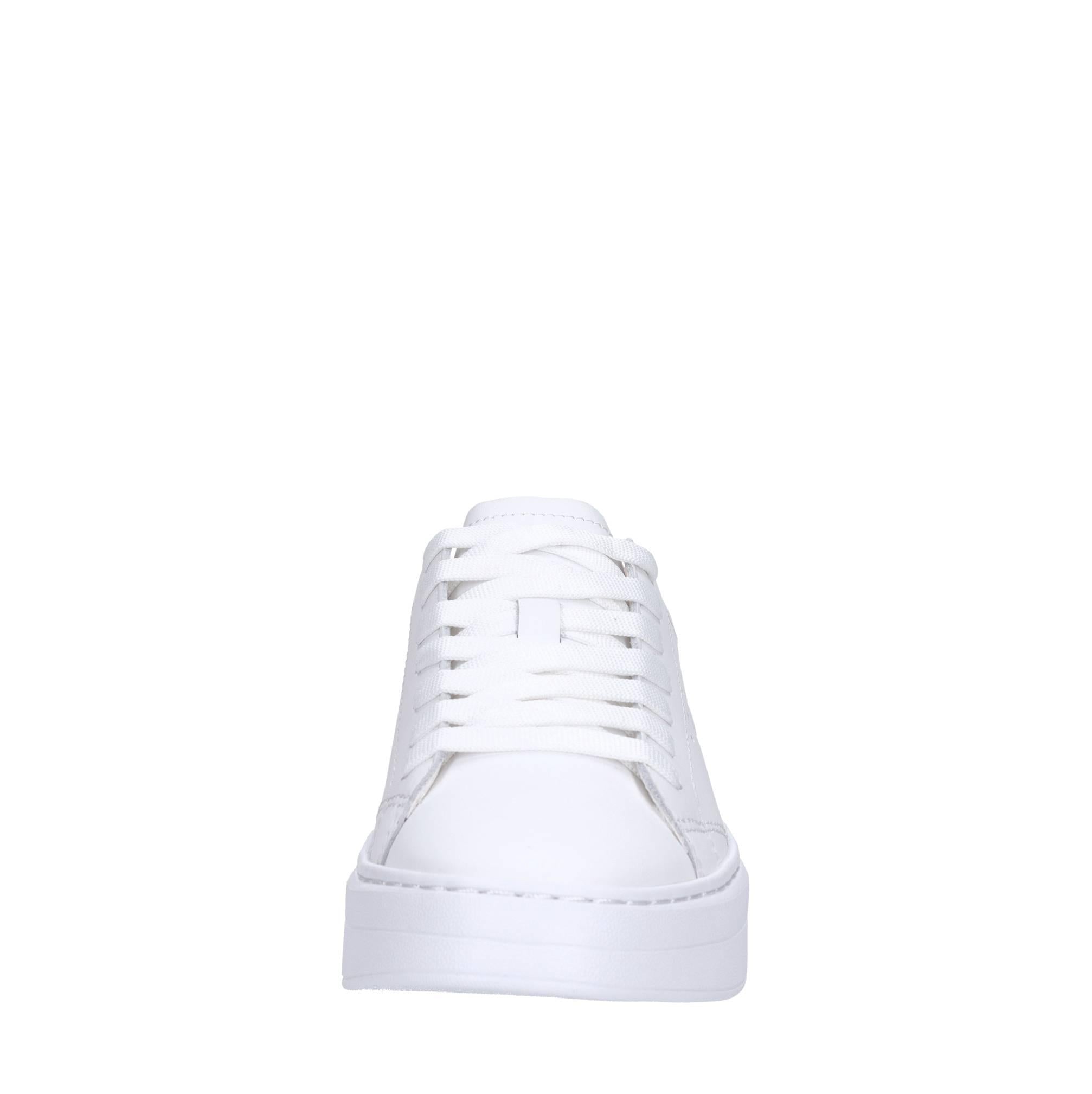 Sneakers in pelle ed ecopelle 