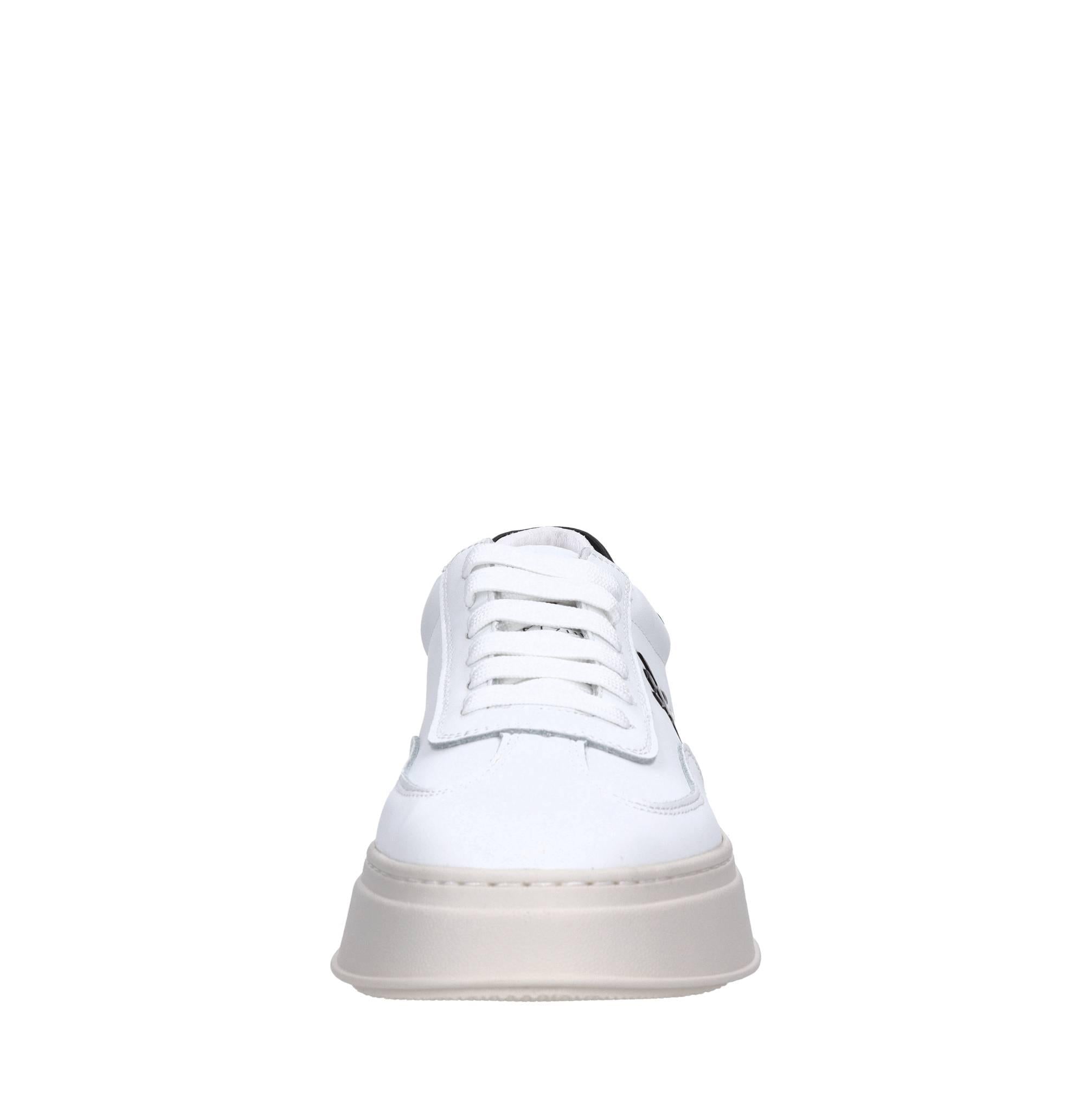 Sneakers in pelle 