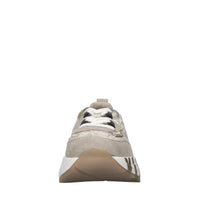 Sneakers in camoscio e tessuto con paillettes 