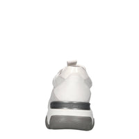 Sneakers in pelle e tessuto 