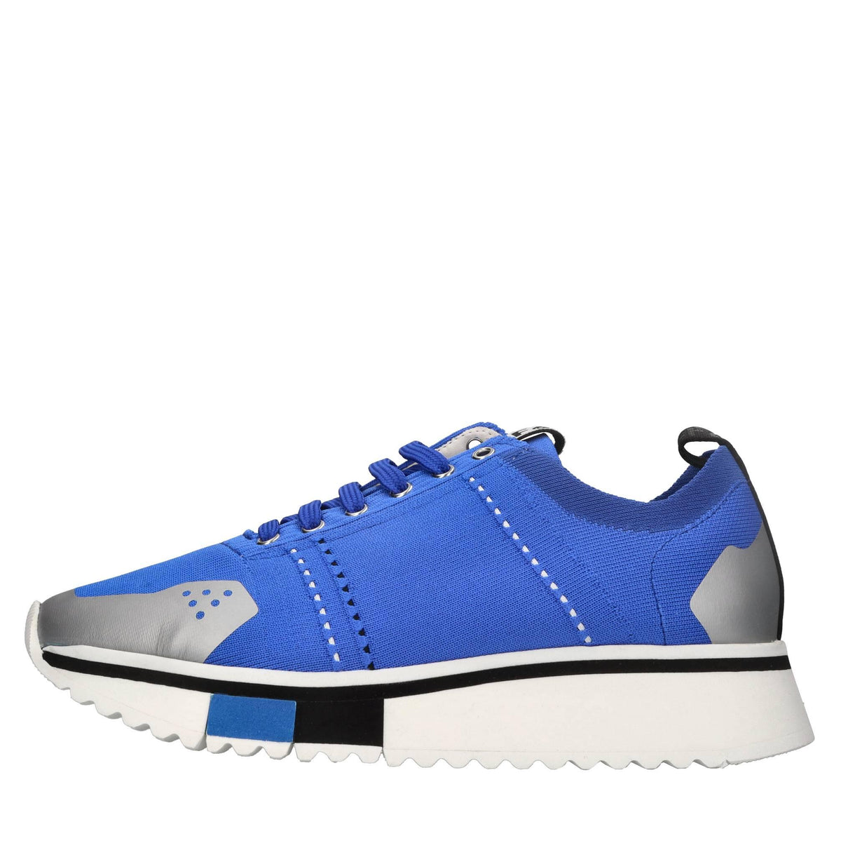 Sneakers in tessuto 