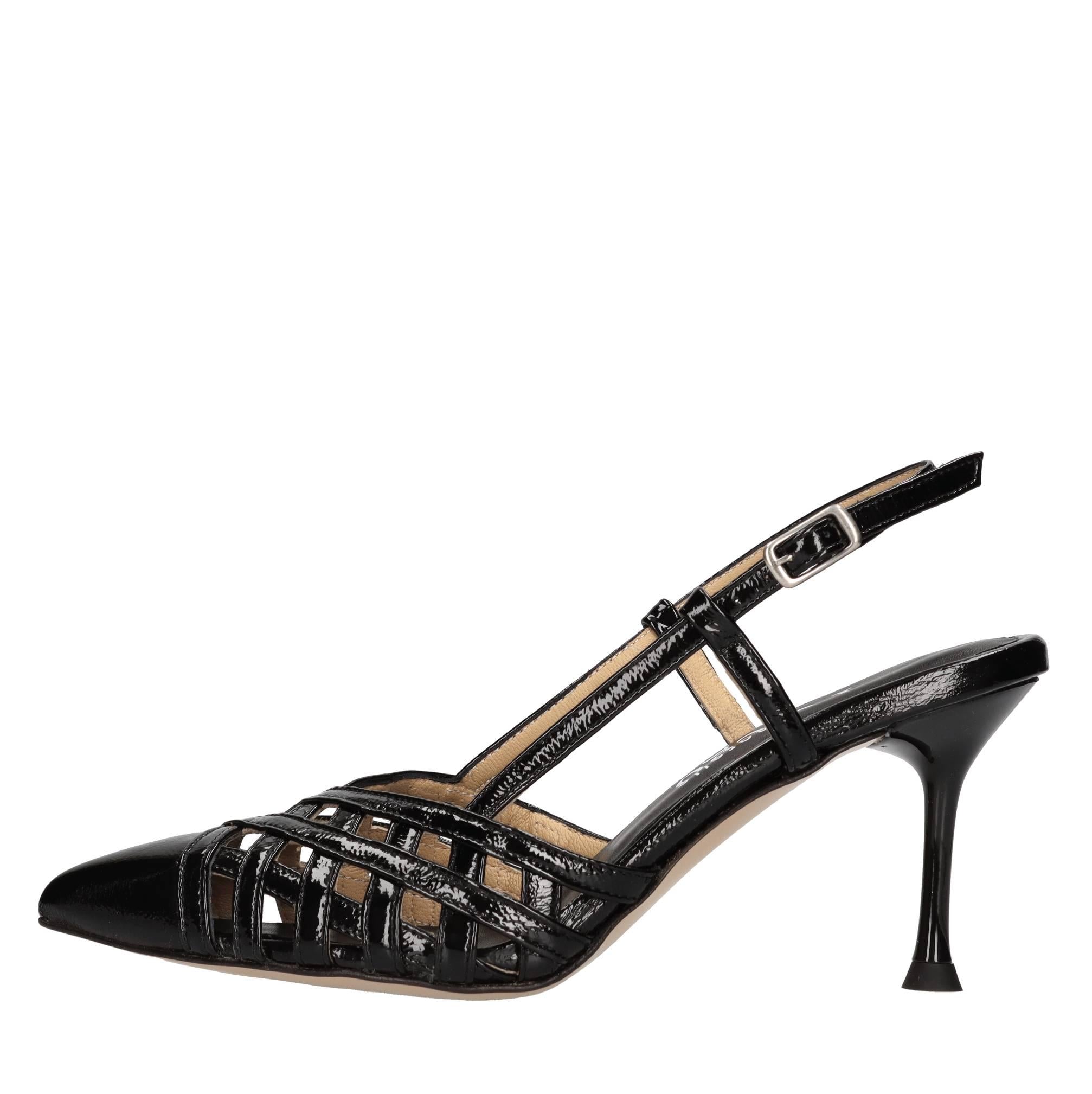 Décolleté slingback in vernice 
