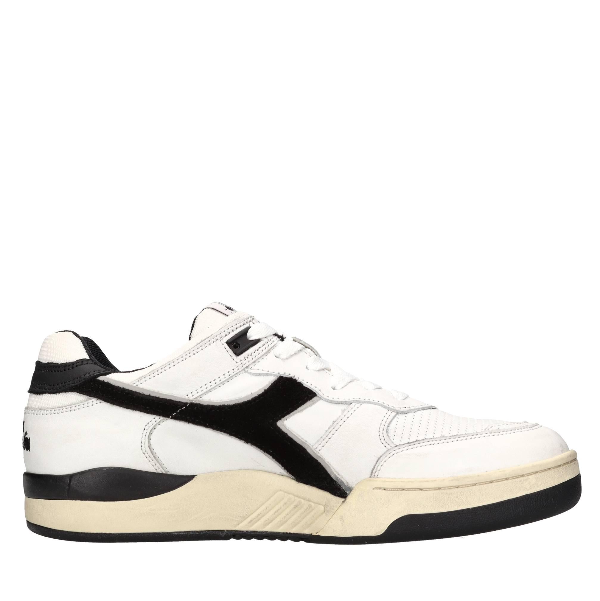 Sneakers in pelle 