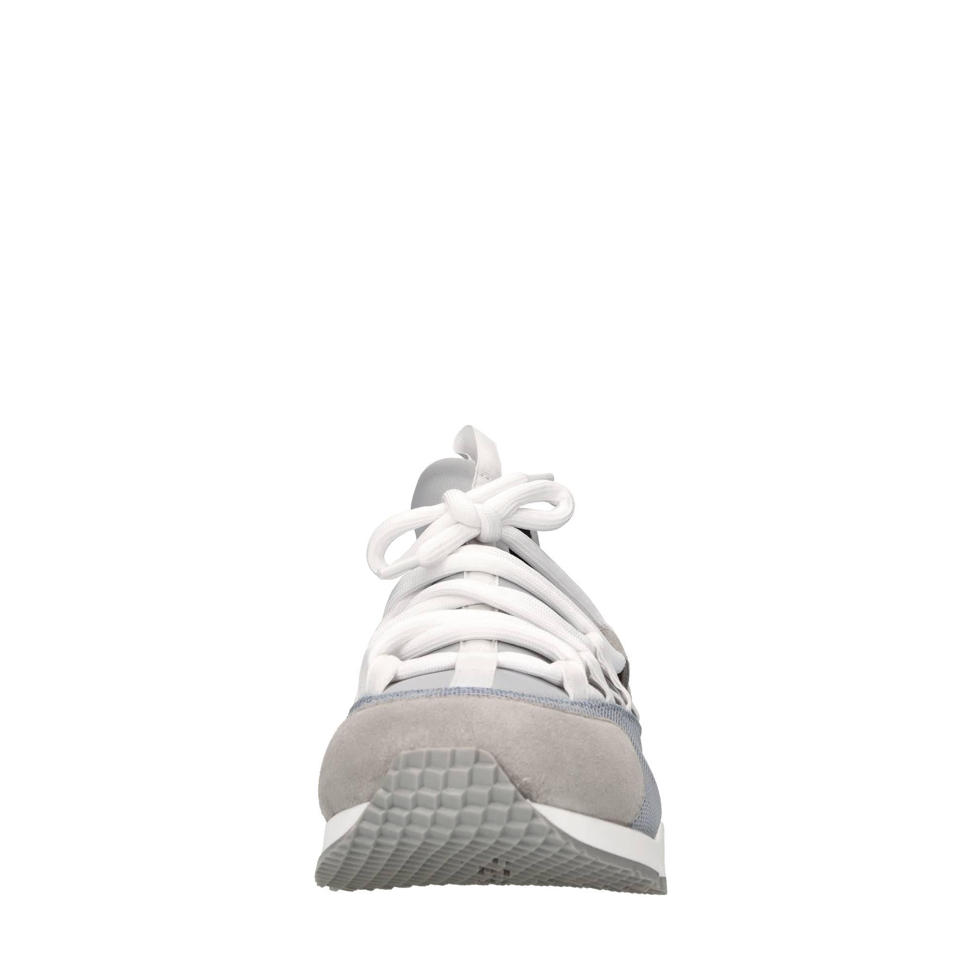 Sneakers in tessuto e camoscio 