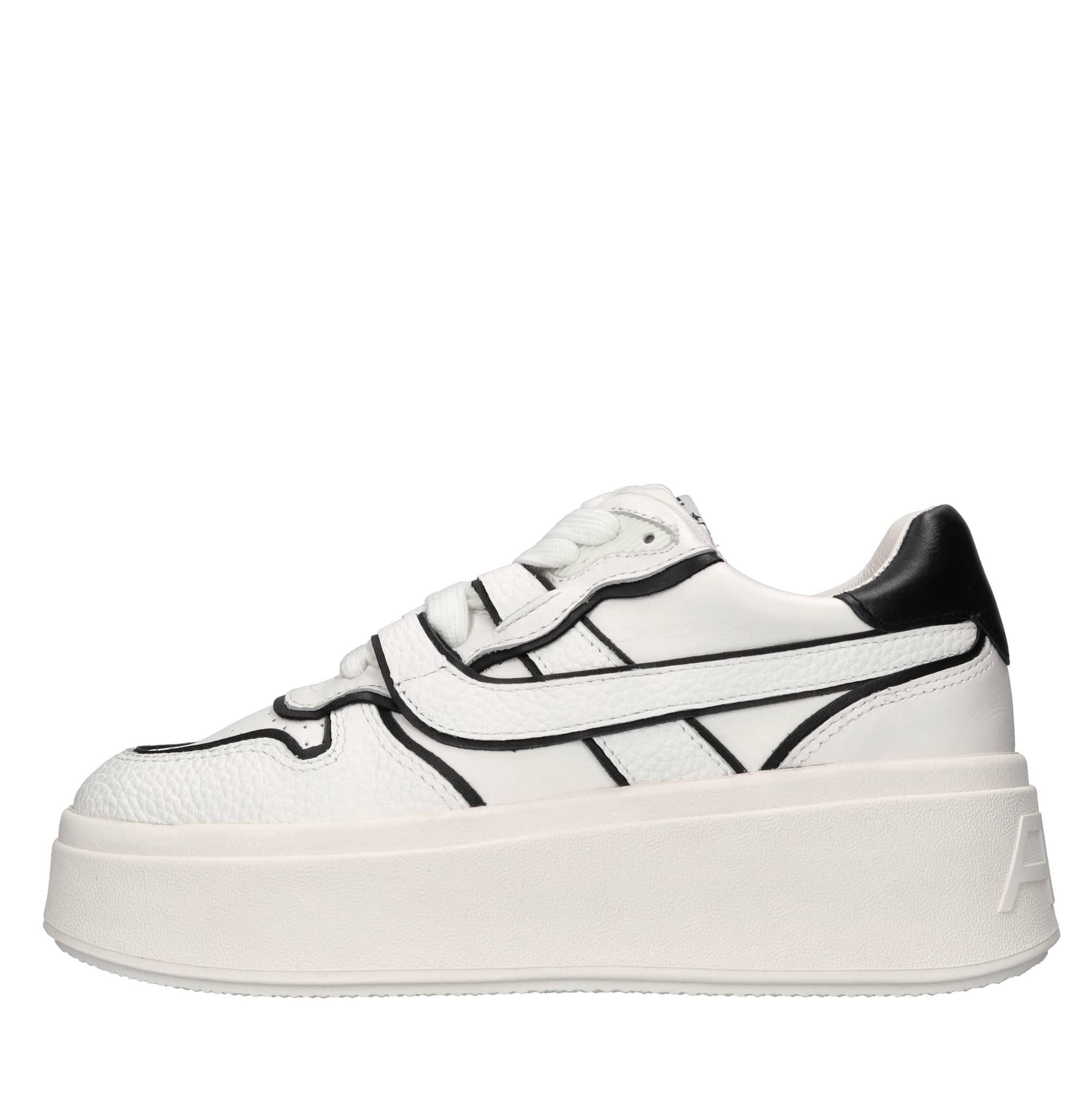 Sneakers in pelle 