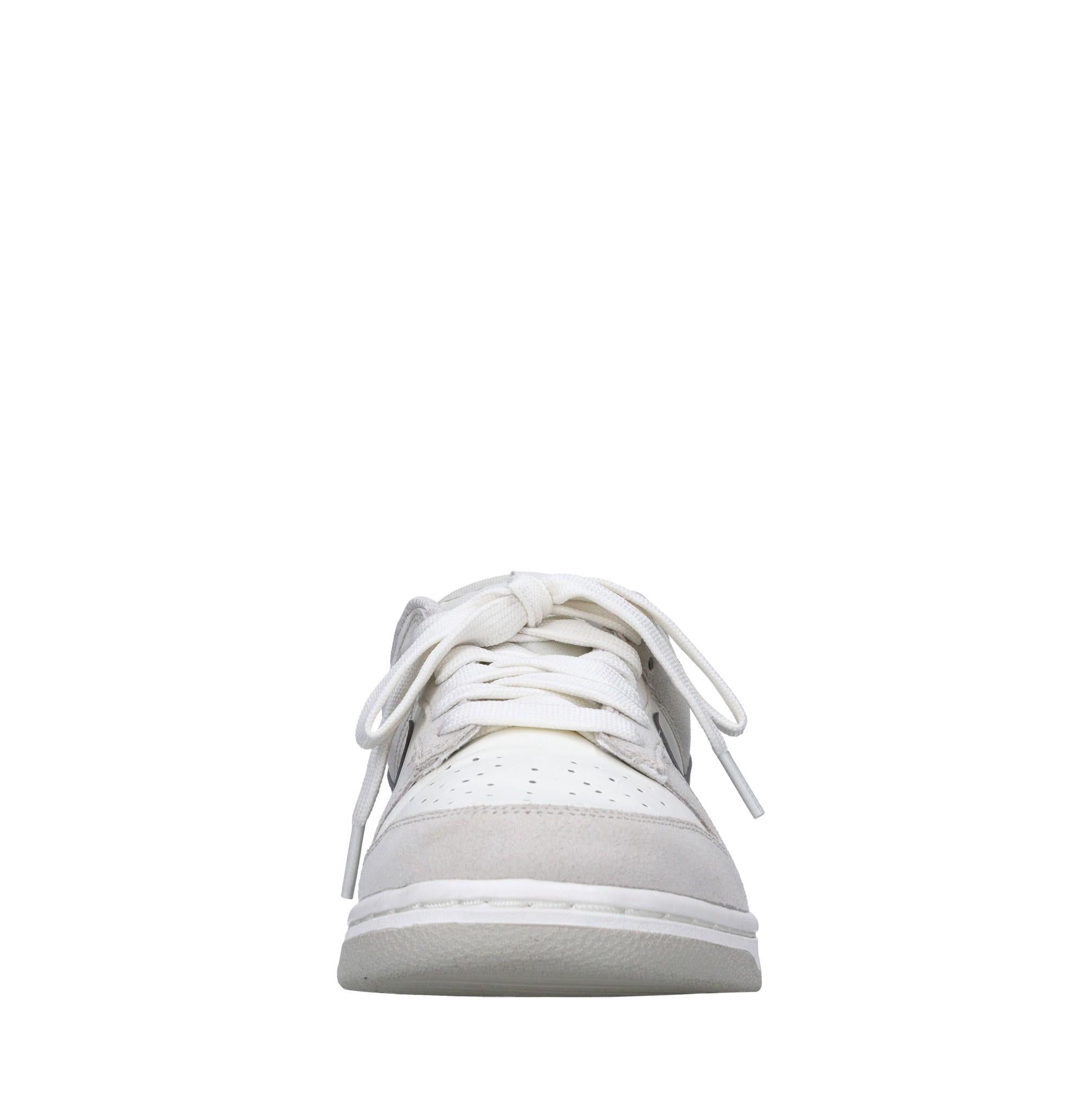 Sneakers in pelle 
