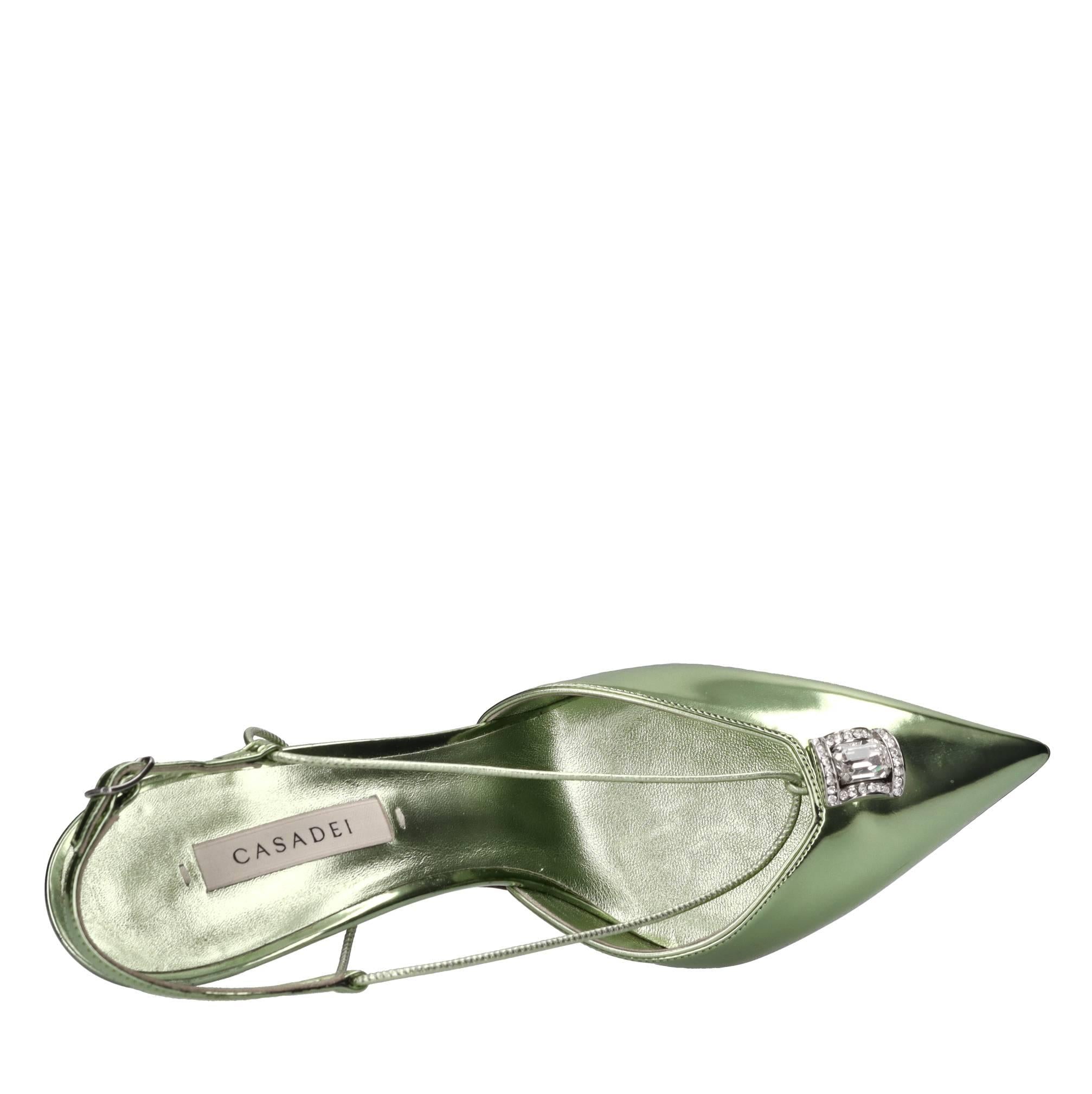 Décolleté slingback blade in pelle con applicazione gioiello 