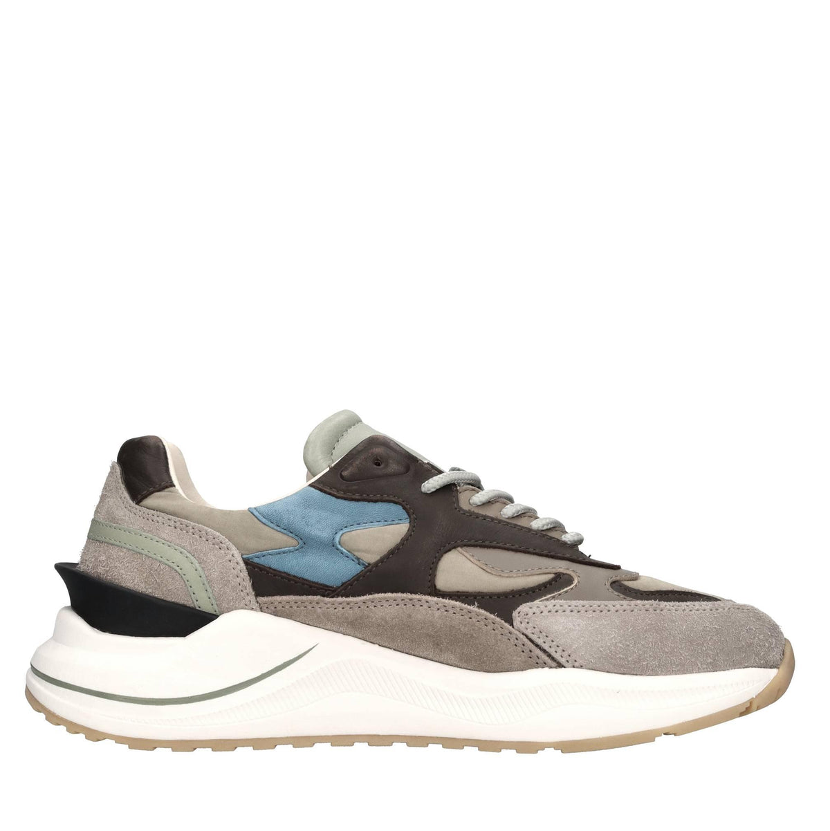 Sneakers in camoscio e tessuto 