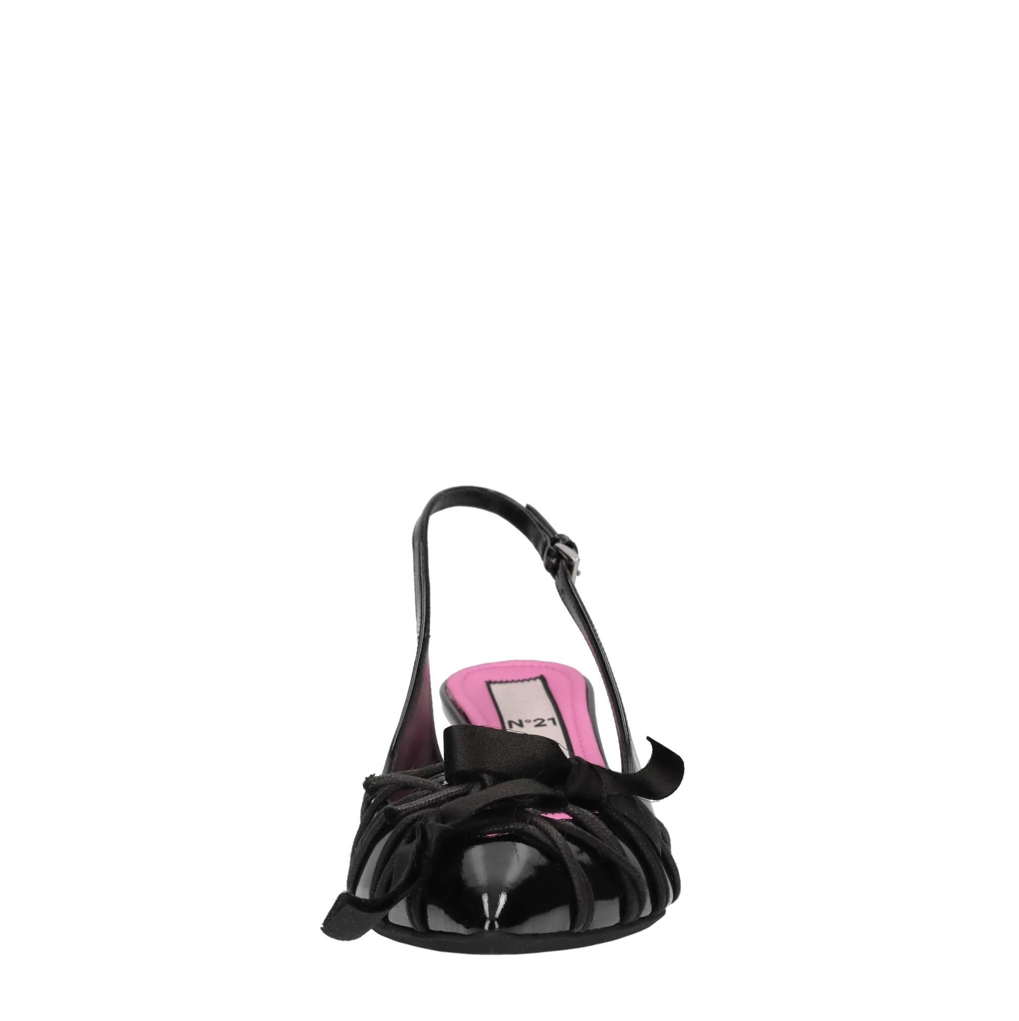 Décolleté slingback in pelle 
