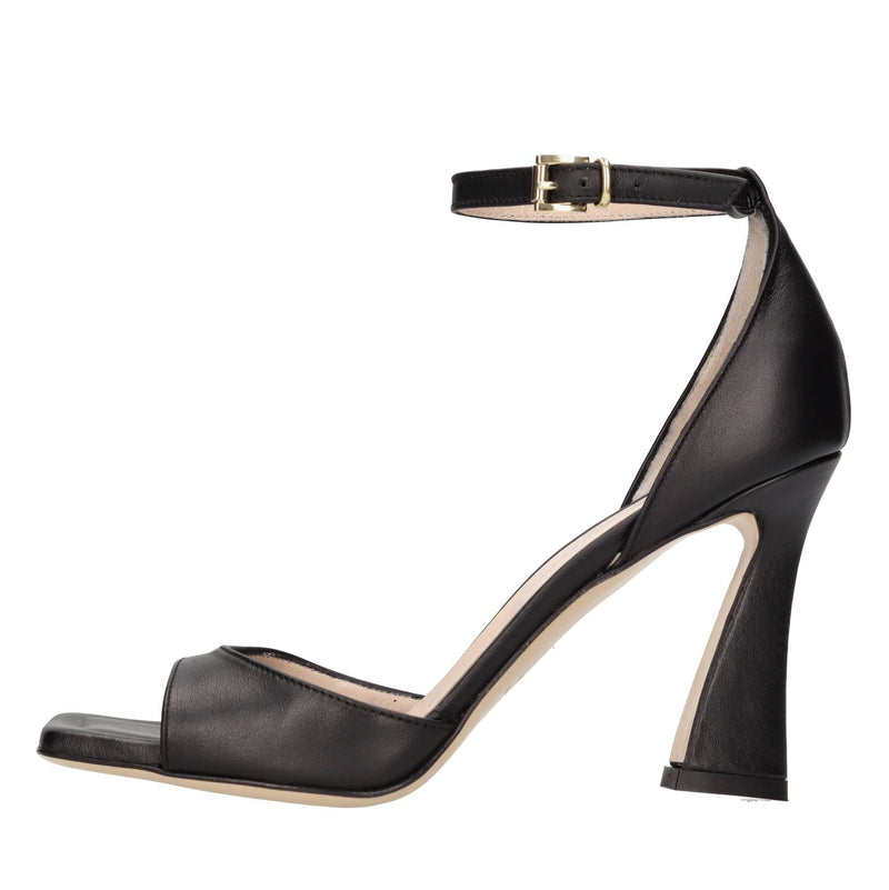 Sandali in pelle 