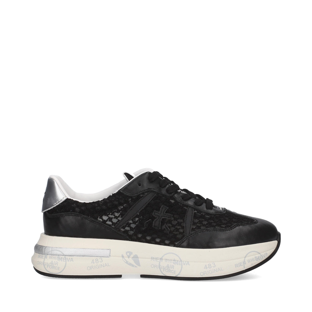 Sneakers in pelle scamosciata, tessuto e inserti in pelle 