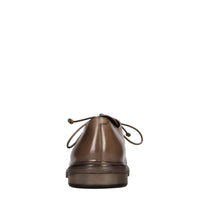 Stringate in pelle 