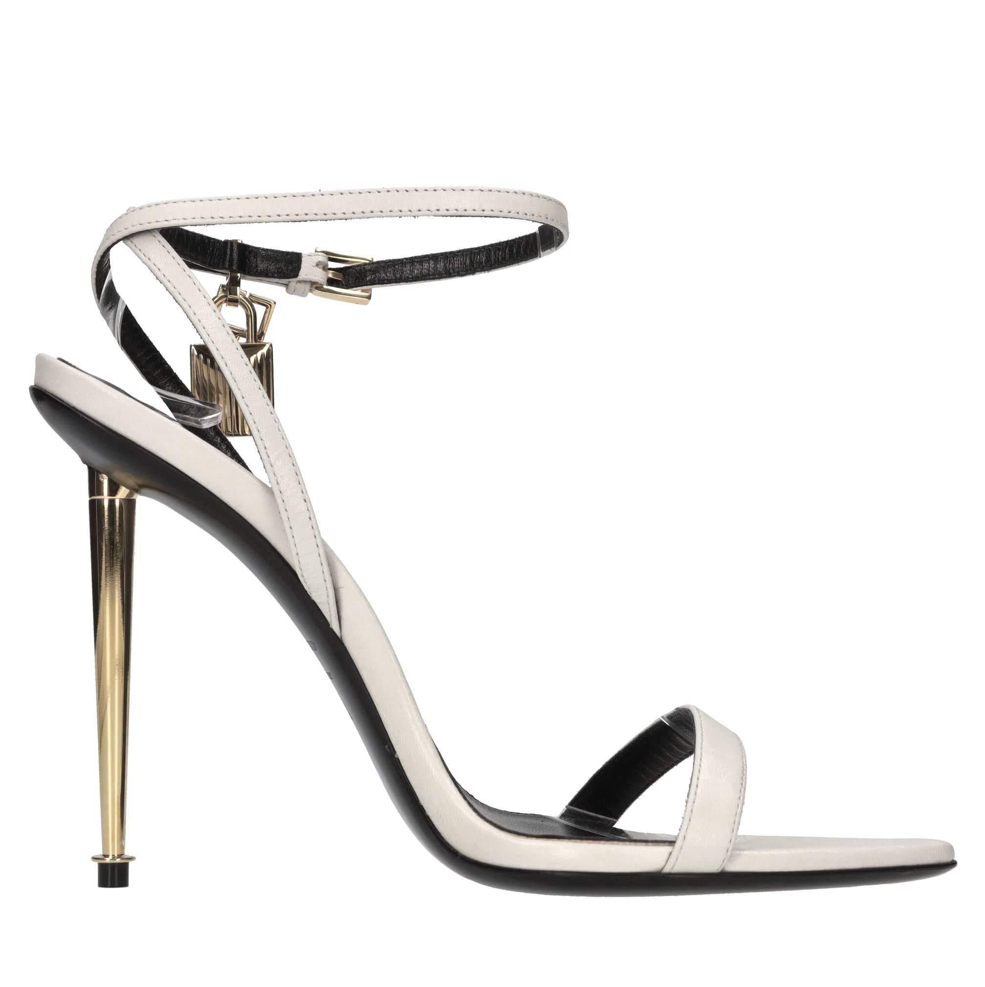 Sandali in pelle 