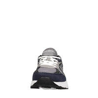 Sneakers in camoscio, ecopelle e tessuto 