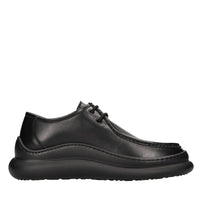 Stringate in pelle 