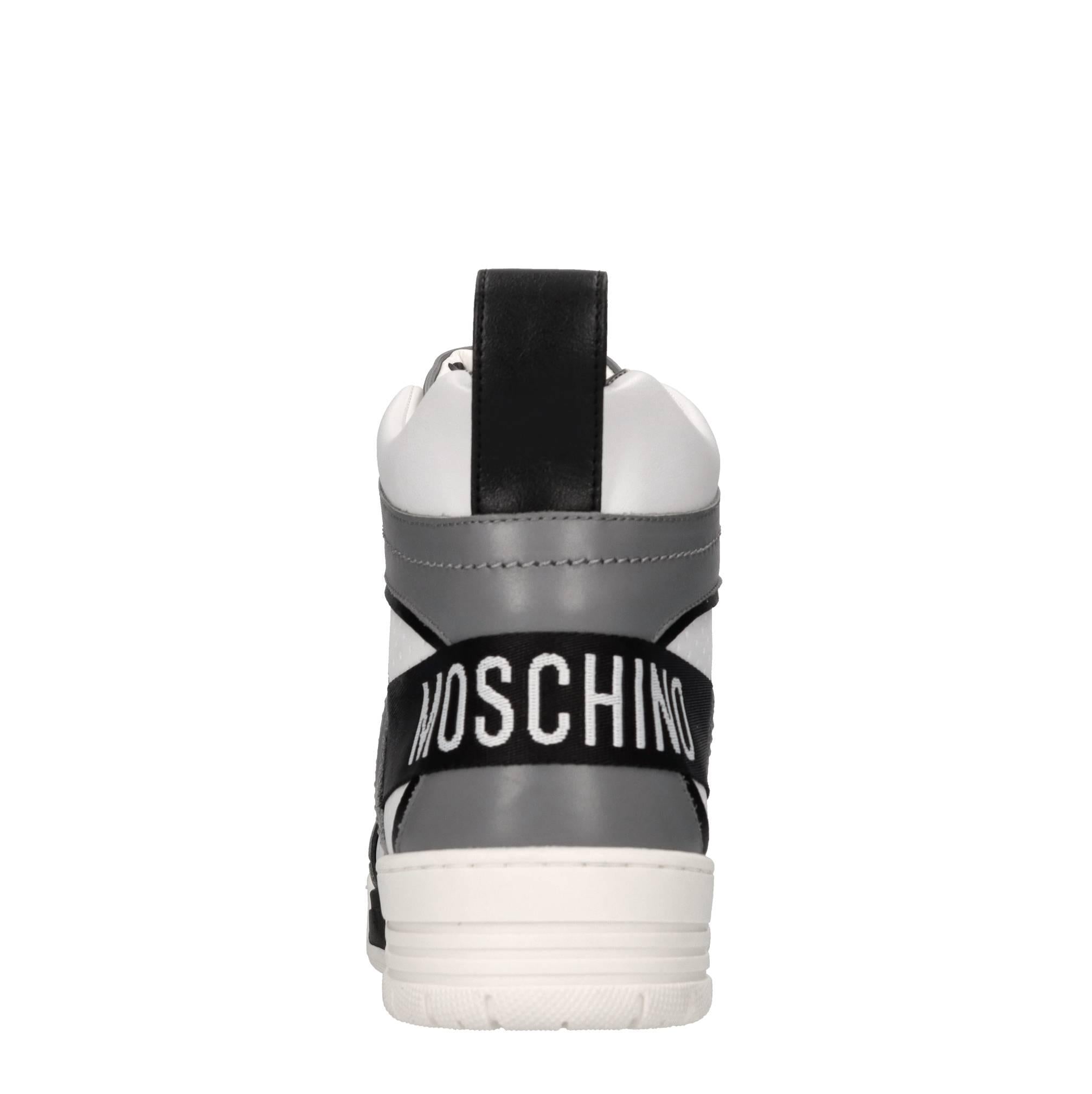 Sneakers in pelle ed ecopelle 