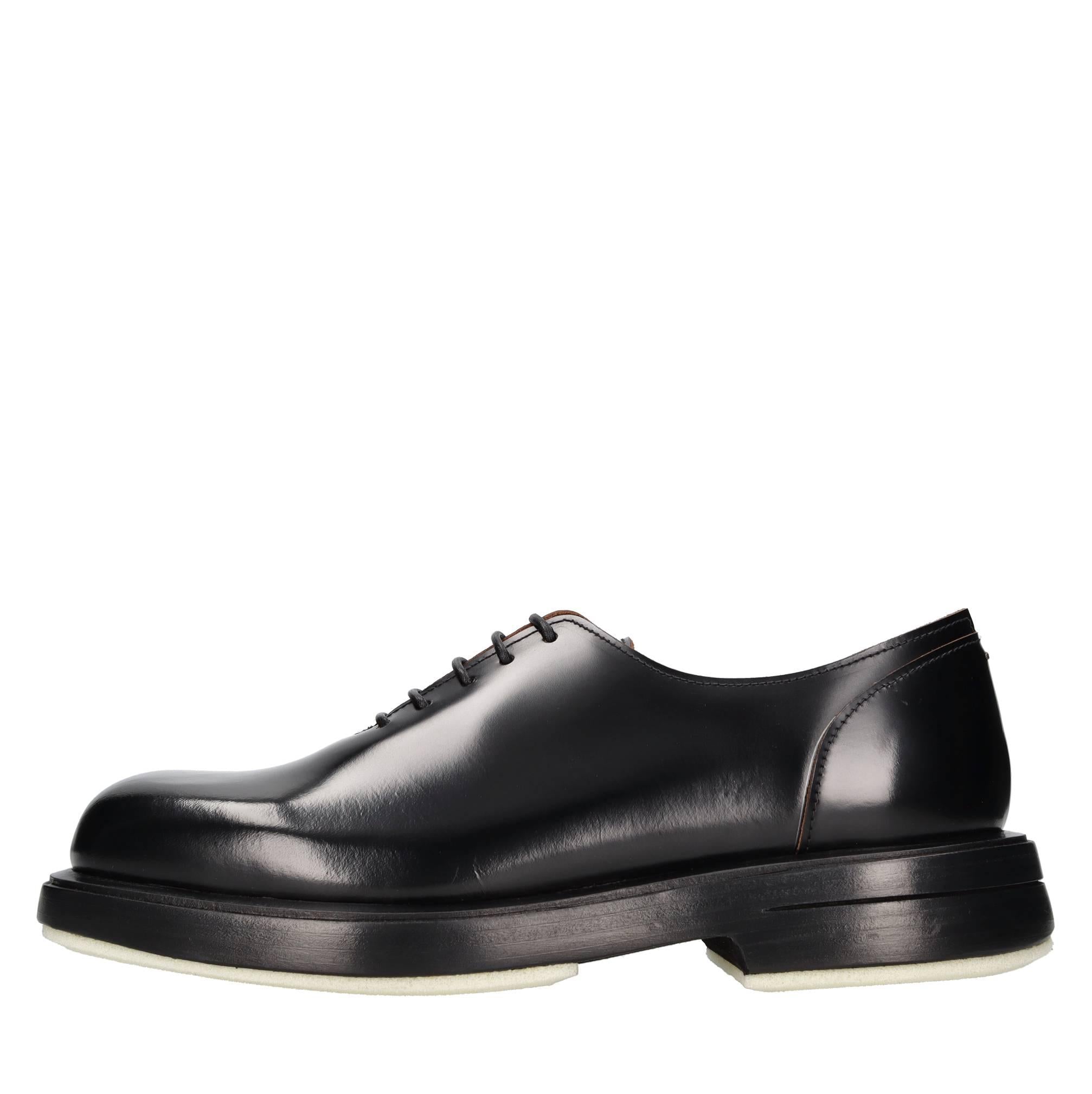 Stringate modello Sam in pelle 
