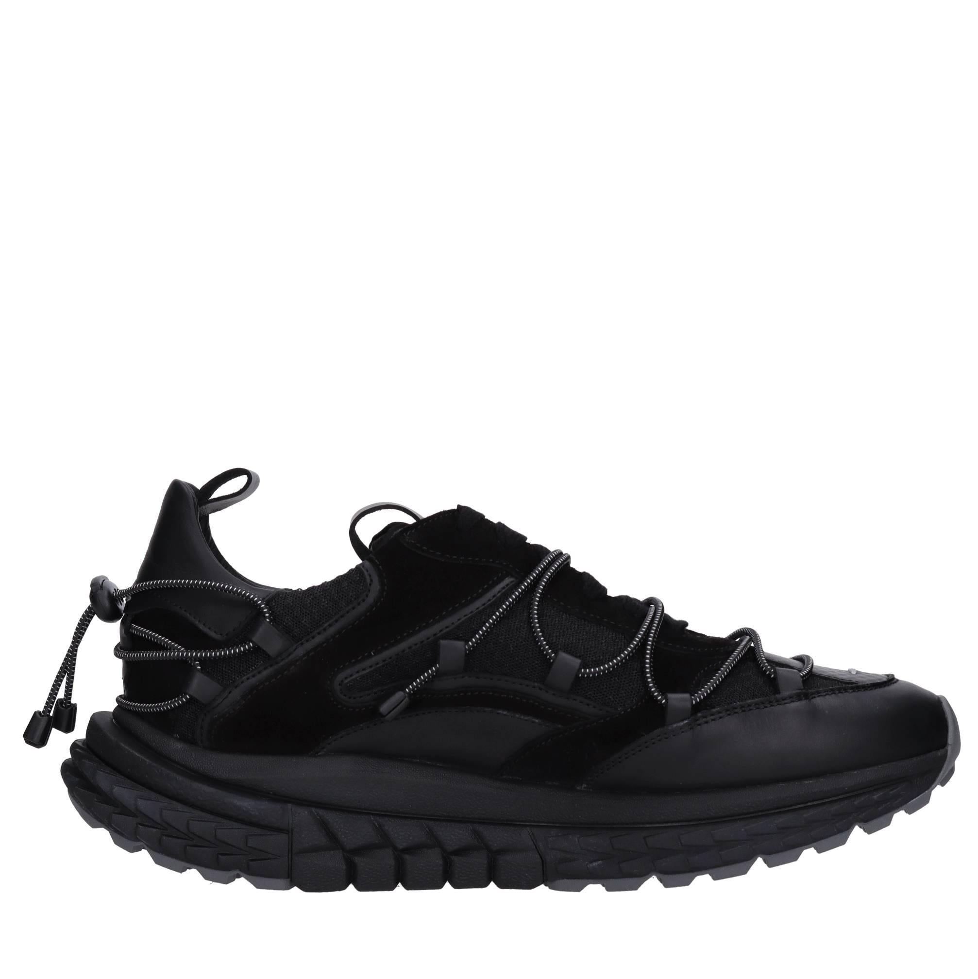Sneakers in camoscio e pelle 