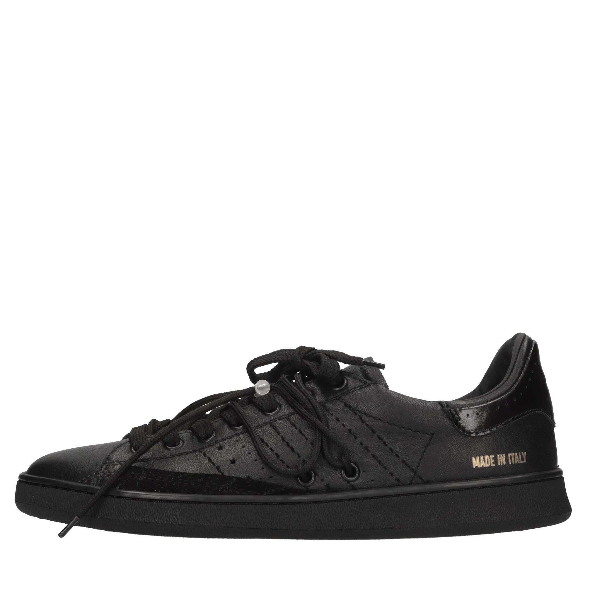 Sneakers in pelle 