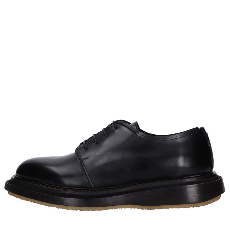 Stringate in pelle 