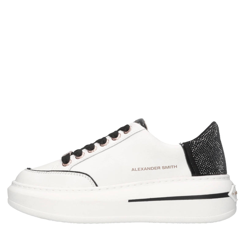 Sneakers in pelle,ecopelle e strass 