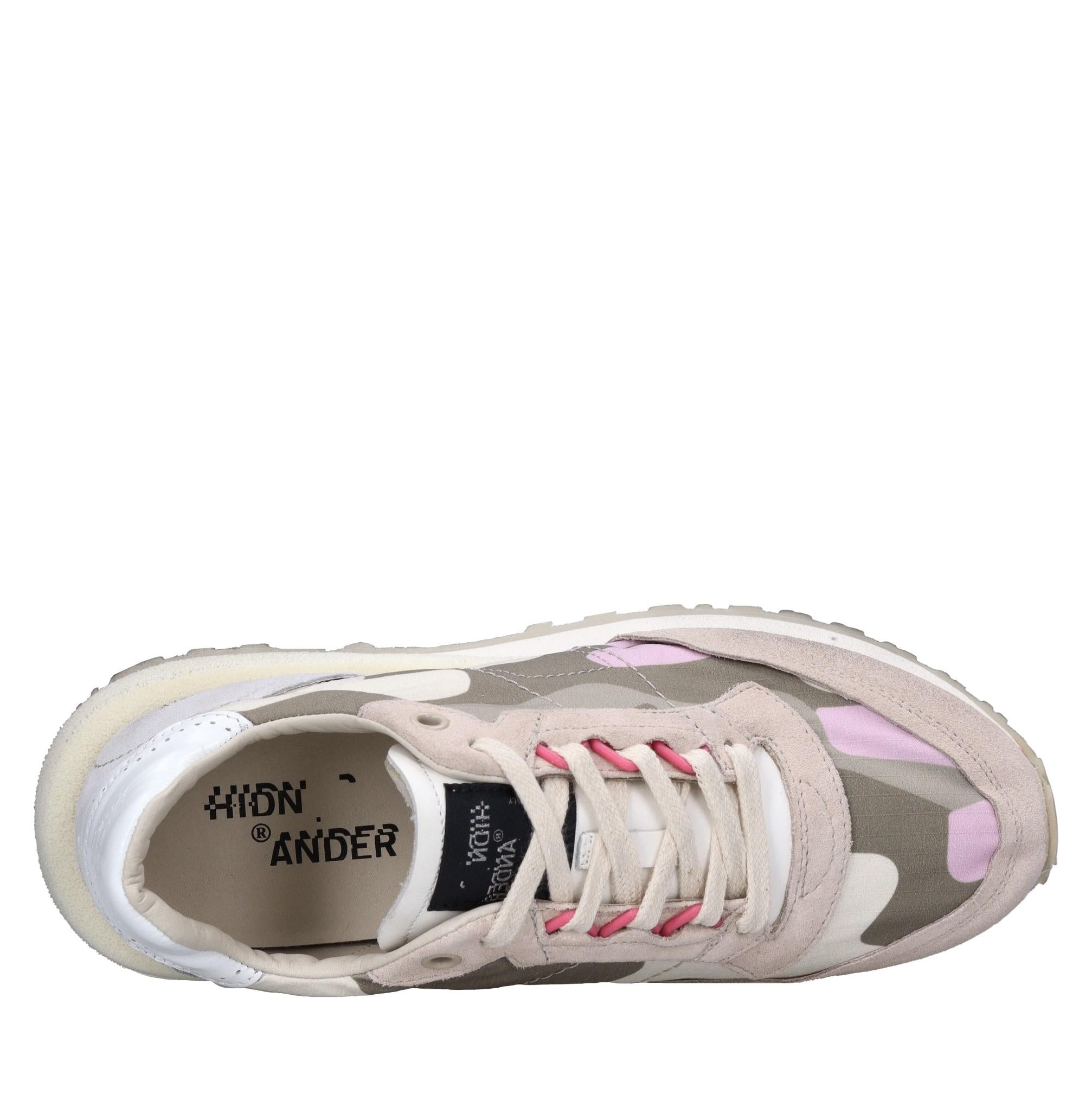 Sneakers in pelle e tessuto 