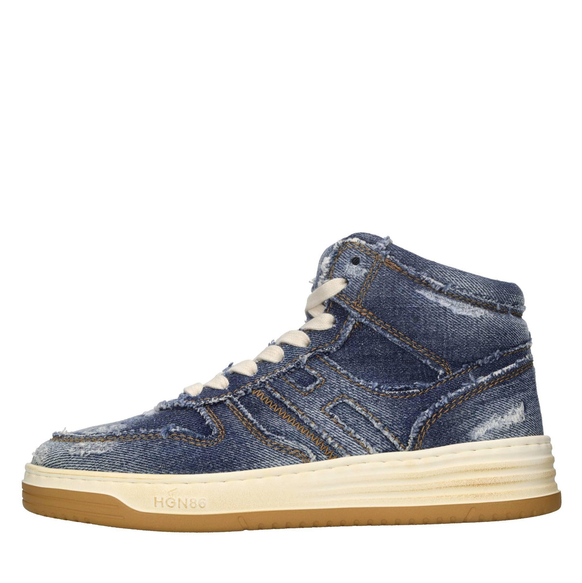 Sneakers in denim 
