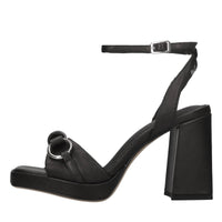 Sandali in pelle 