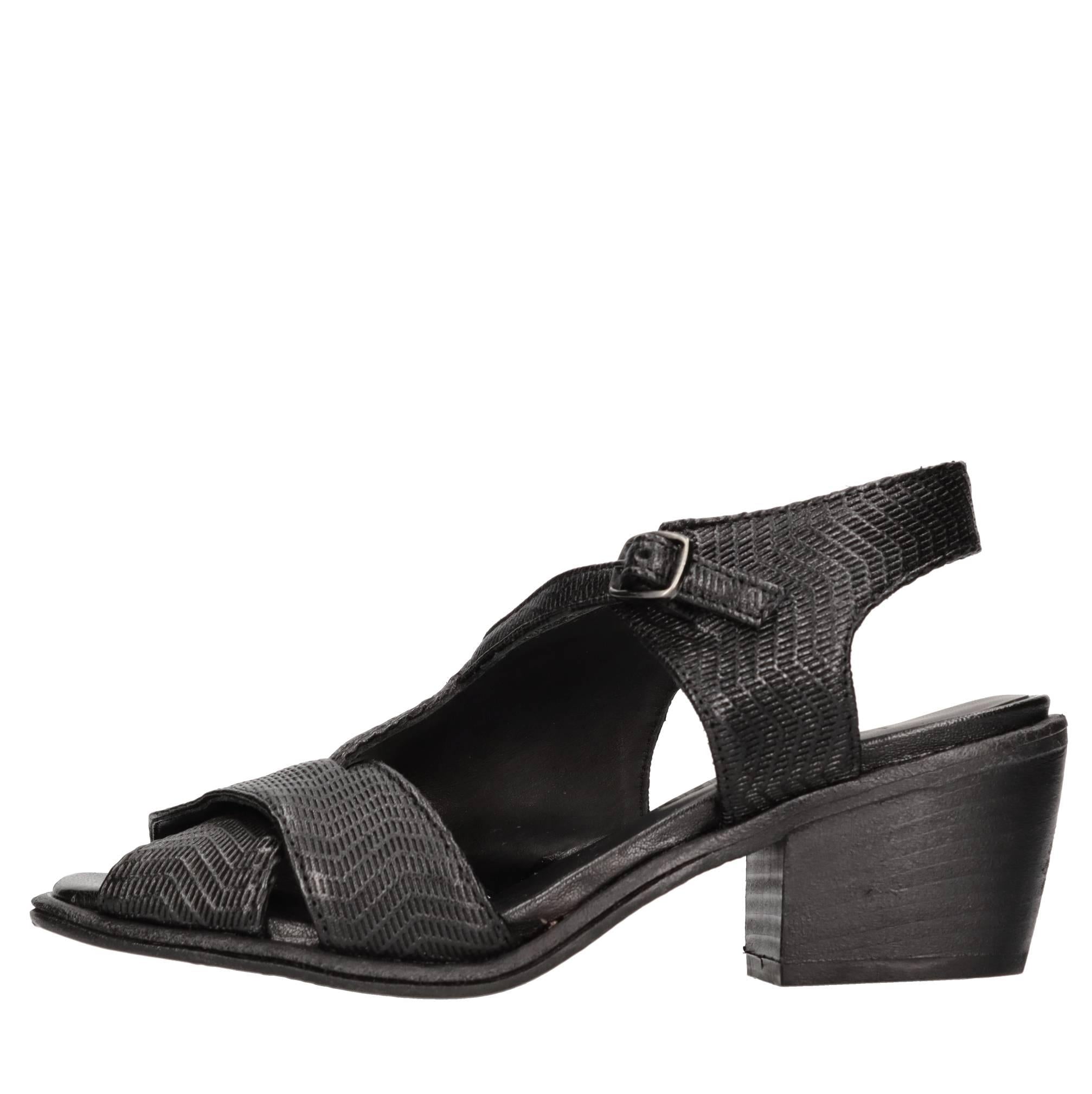 Sandali in pelle 