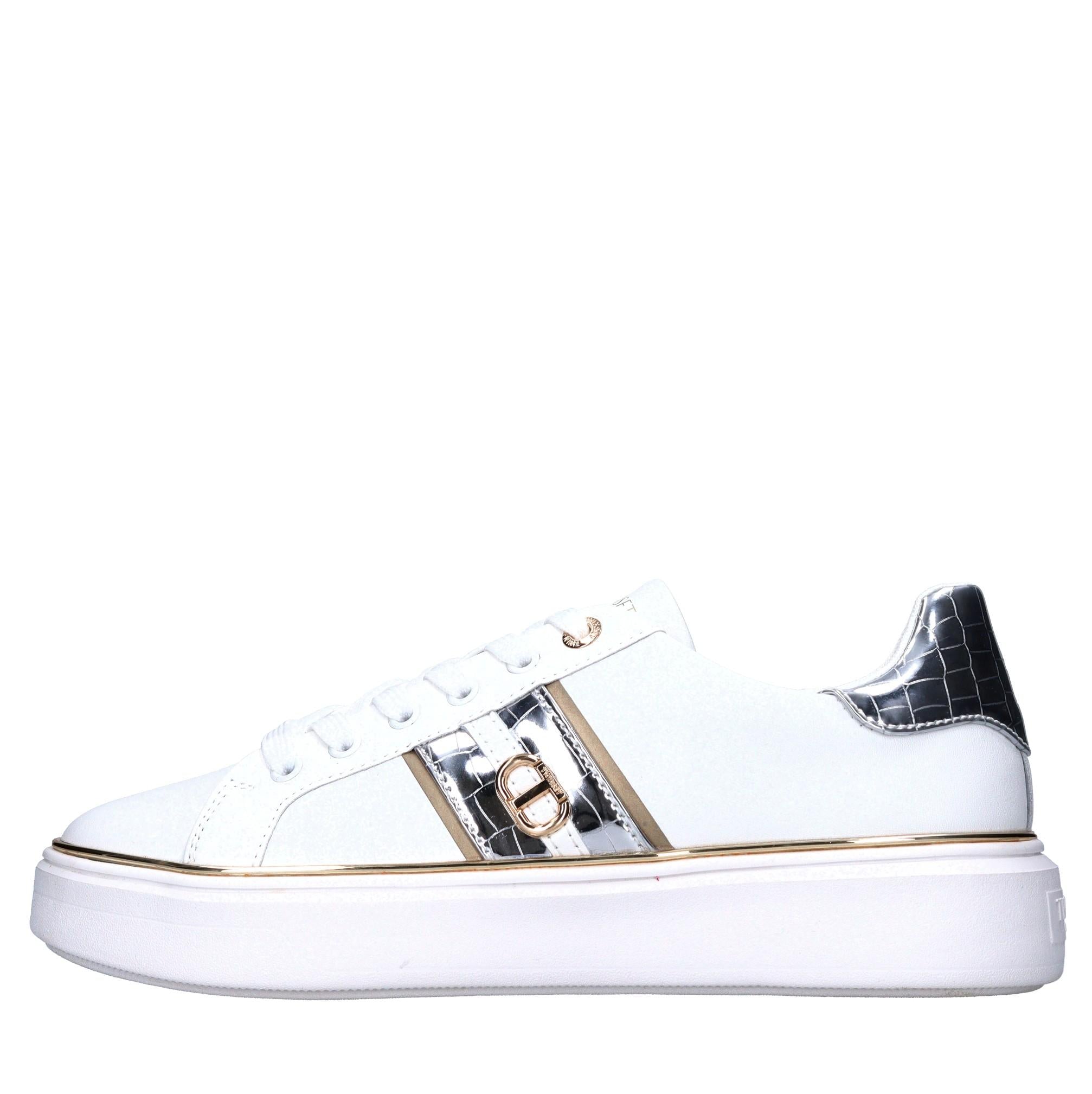 Sneakers in pelle ed ecopelle 