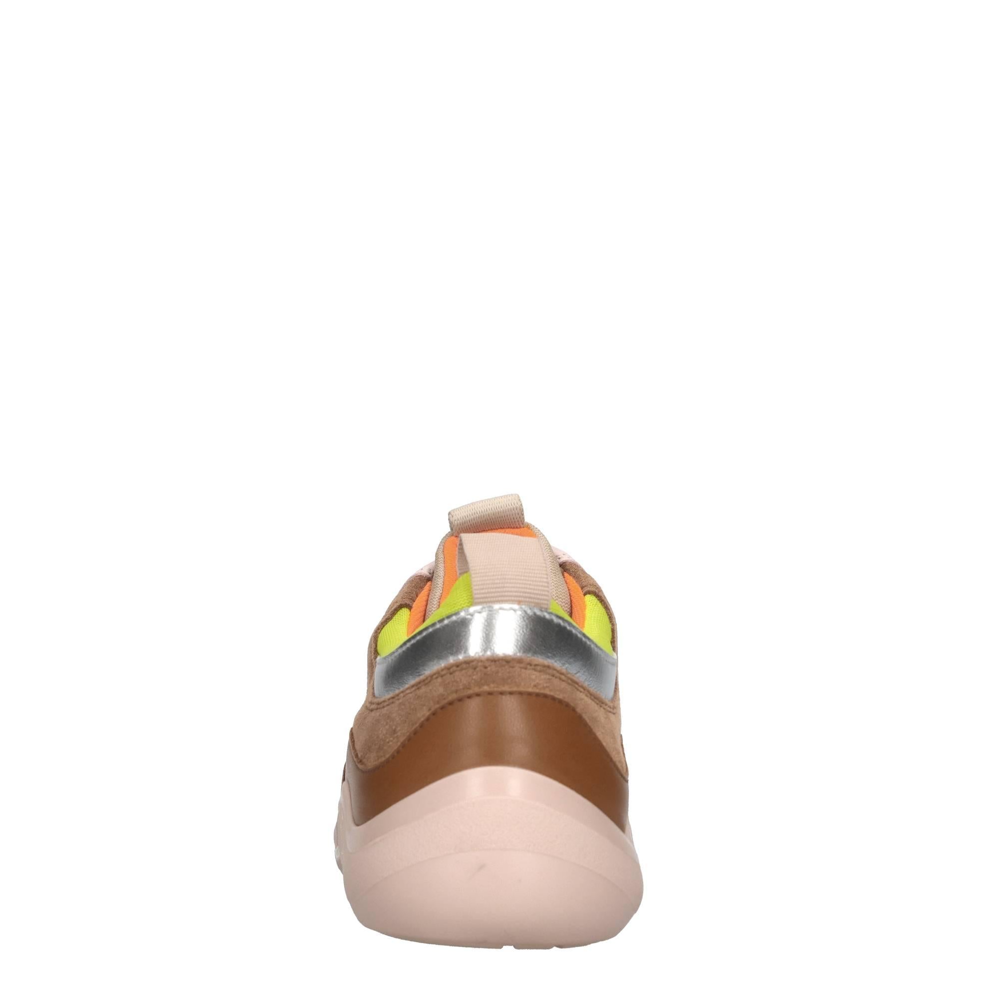 Sneakers multimateriale 