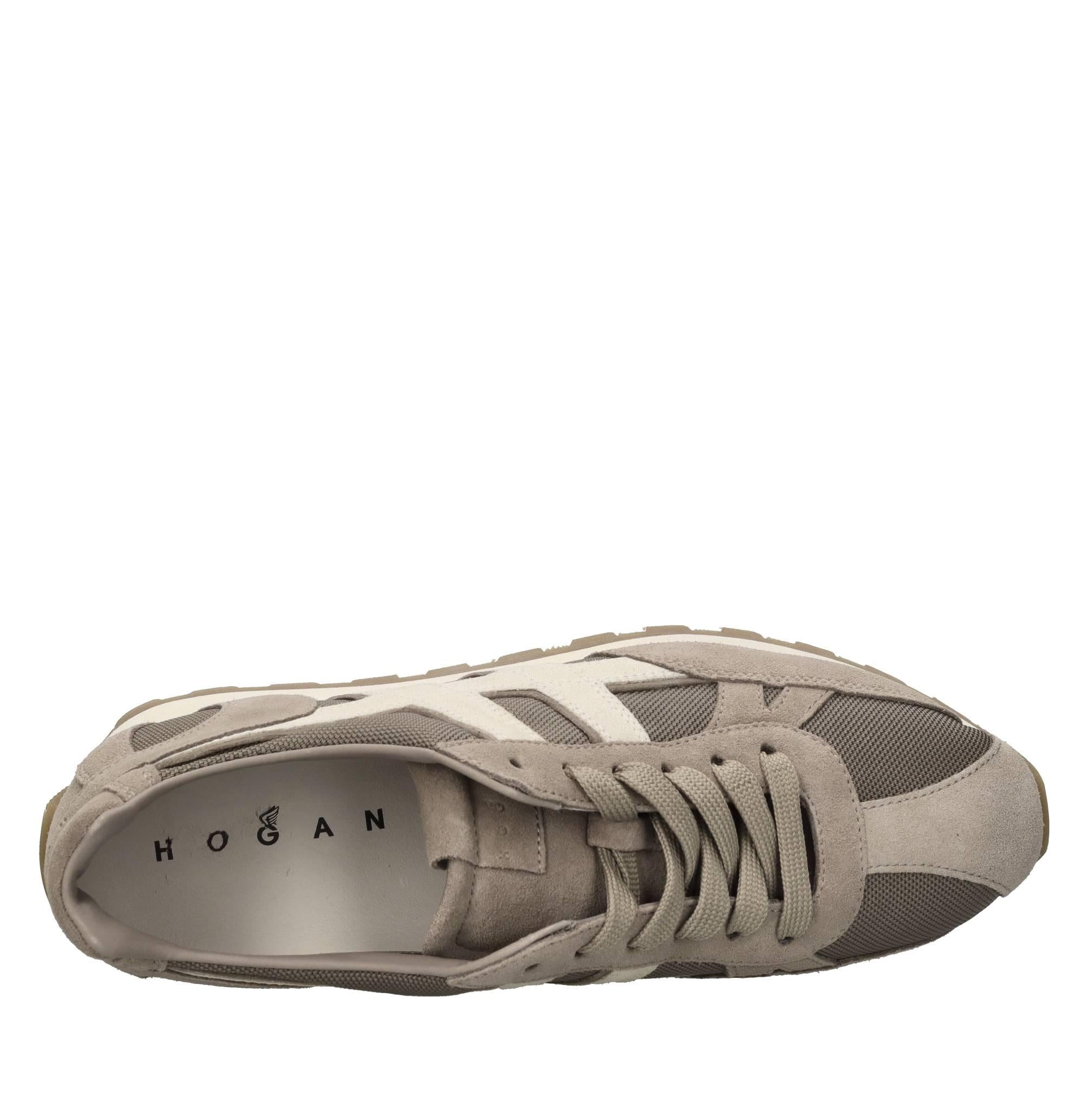 Sneakers pelle e tessuto 
