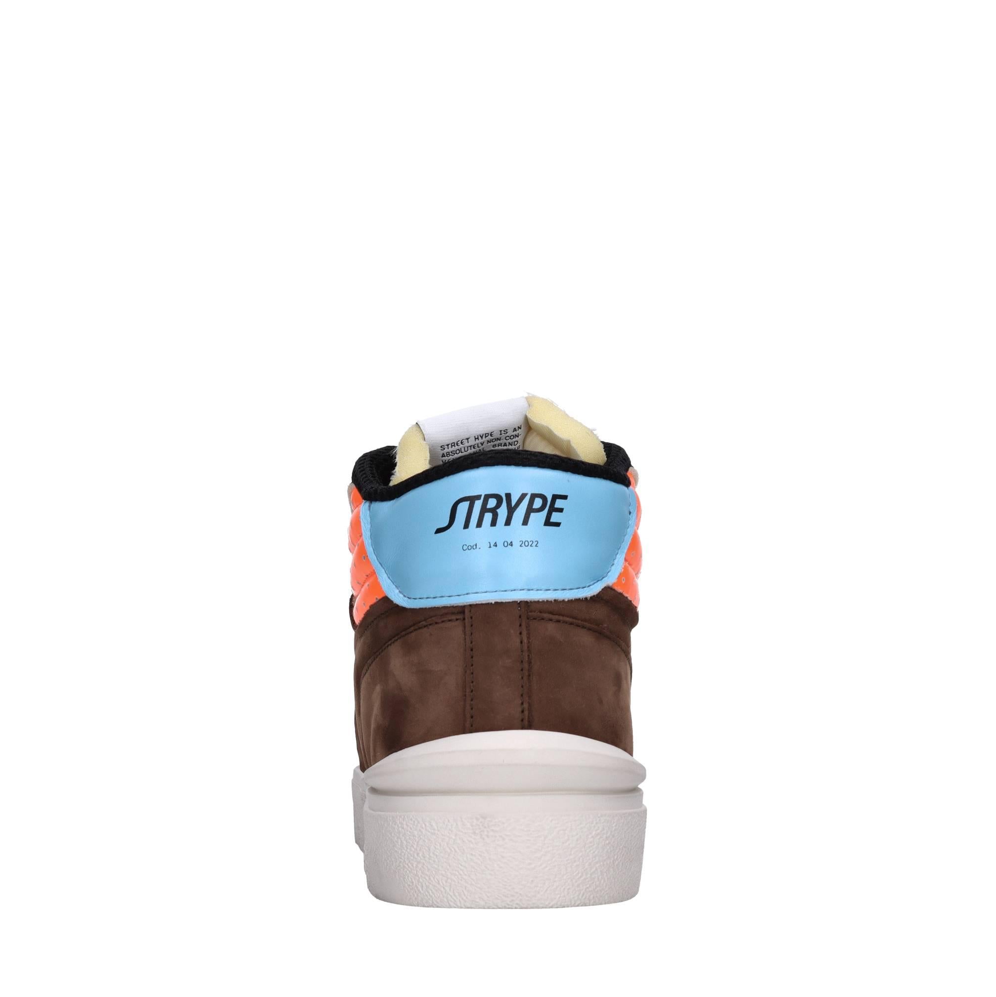 Sneakers in pelle e tessuto 