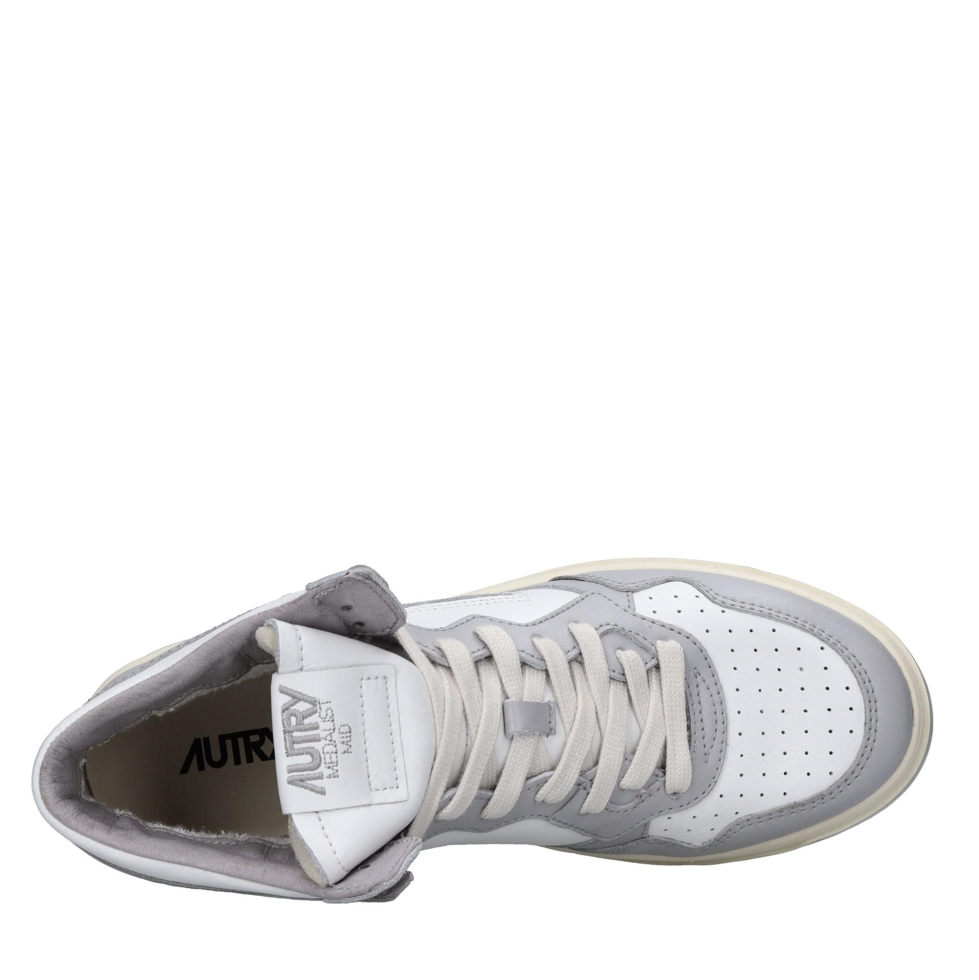 Sneakers in pelle 
