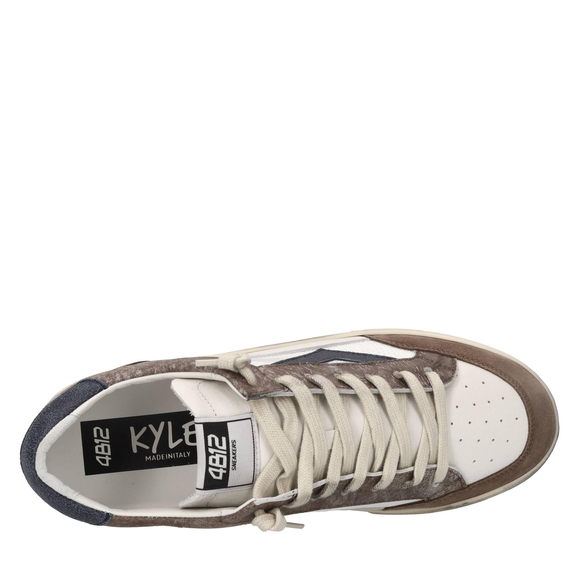 Sneakers in pelle e tessuto 
